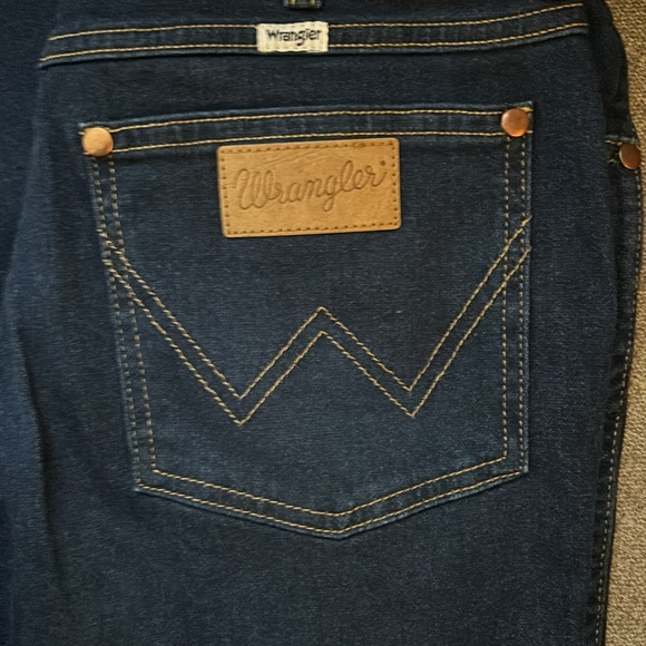 Free People X Wrangler Wanderer 622 High Rise Flare Jeans. NWT. Dark Wash - Picture 8 of 13